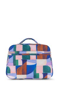 Multicolore handtas met een geometrisch patroon, waarvan de kleuren blauw, groen, roze en bruin zijn. Gemaakt van een glad materiaal met een rits en een handvat aan de bovenkant.