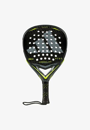 Zwarte paddle met een gestructureerd oppervlak, voorzien van ronde gaten en grijze accenten. Het handvat is omwikkeld met een zwarte grip met gele stippen.