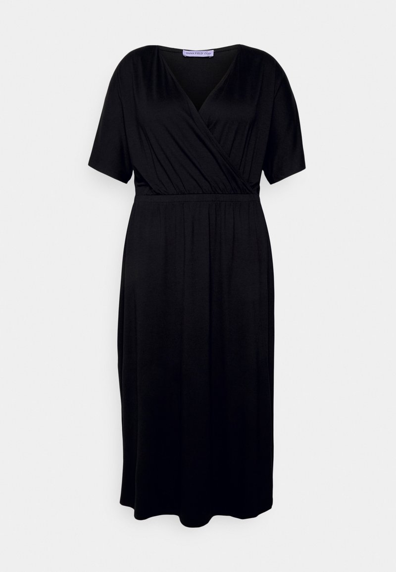 Robe midi noire avec manches courtes, corsage portefeuille en V, taille froncée et tissu doux et fluide.