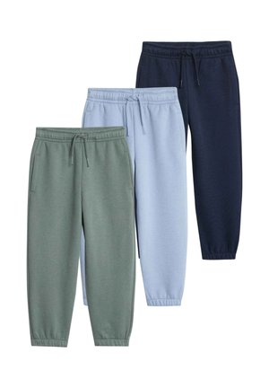 Drie paren joggingsbroeken in groen, lichtblauw en marineblauw. Gemaakt van zachte stof met elastische taillebanden en boorden, en voorzien van zijzakken.