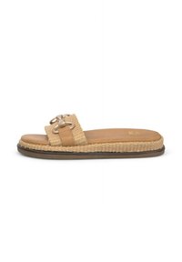 Sandales à lanières tressées beiges avec une semelle en jute, dotées d'un design plat et de deux accents métalliques ronds sur la lanière. Semelle intérieure en cuir lisse.