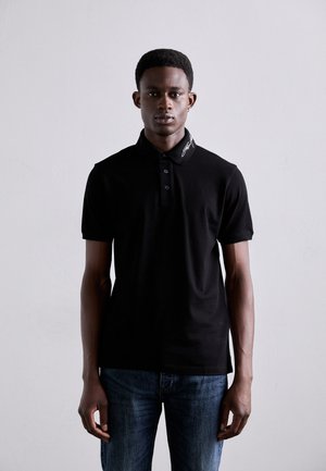 Polo - black beauty