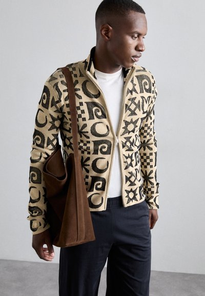 Nanushka TOMOO - Cardigan - creme/black totem