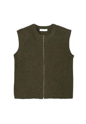 Gilet sans manches en maille vert olive avec une texture côtelée verticale et une fermeture éclair sur le devant. Encolure ronde, design minimaliste, sans accents supplémentaires.