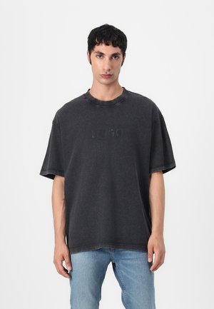 NEBUTE - T-shirt z nadrukiem