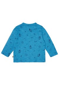 Langärmliges blaues T-Shirt aus weichem Stoff, mit einem verspielten Muster von Tieren und Natur. Geripptes Rundhalsausschnitt und runder Saum.