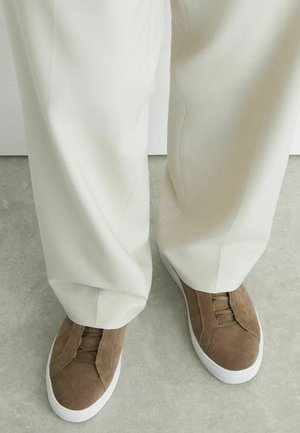 Reiss, Sneaker low - camel brown