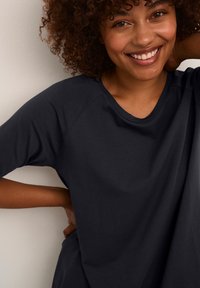 Kaffe BPJANE 1/2 SLEEVE - Pamata T-krekls - midnight marine