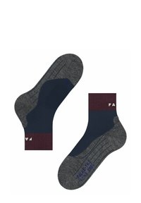 Szare i granatowe skarpetki sportowe wyeksponowane razem; jedna posiada bordową prążkowaną mankiet i logo, a także teksturowaną podeszwę dla lepszej przyczepności.