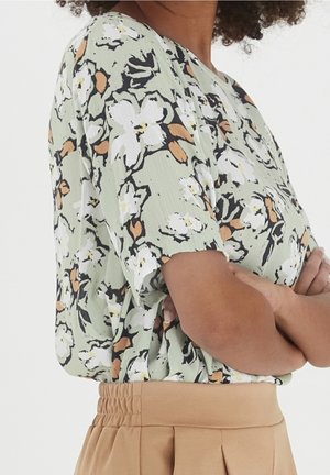 Blouse - mottled light green