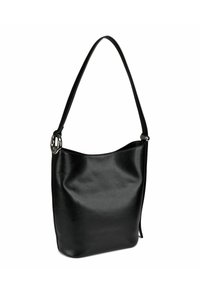 Borsa a tracolla in pelle nera con una texture morbida e liscia. Presenta una forma curva e un elemento decorativo circolare in metallo argentato sulla tracolla.