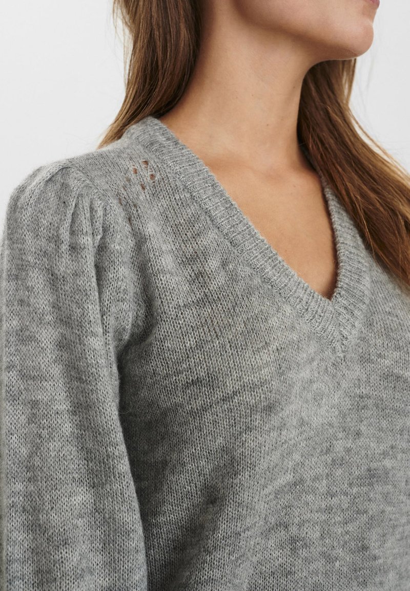 Damen Freizeitkleider | Nümph NUCHANEY Strickkleid light grey mel/hellgrau - OI72375 Damen Freizeitkleider | Nümph NUCHANEY Strickkleid light grey mel/hellgrau - OI72375