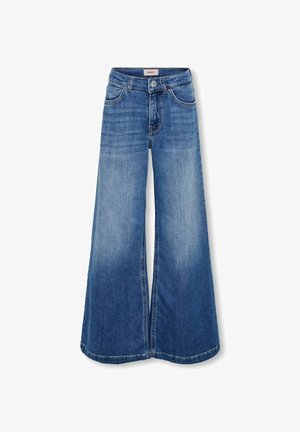 Vaqueros de denim de pernera ancha en azul. Cuentan con una cintura alta, bolsillos frontales y una textura desgastada. El dobladillo es sin terminar y ligeramente deshilachado.