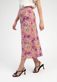 AN'GE WITH A CUT GARILO - Jupe trapèze - belize violet