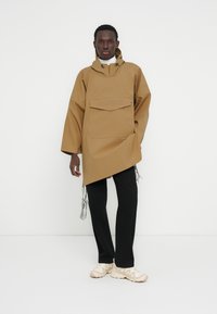 Napapijri A RAINCAPE  - Καλοκαιρινό μπουφάν - brown/light brown