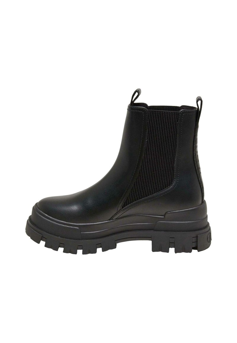 Botas negras de tobillo con paneles laterales elásticos, suela de goma gruesa, material suave y tiradores para facilitar su uso.