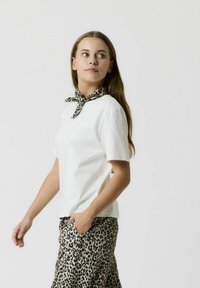LMTD LOOSE FIT - T-shirt basic - bright white