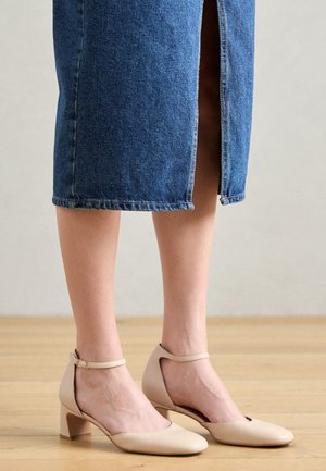 Classic heels - dream ivory