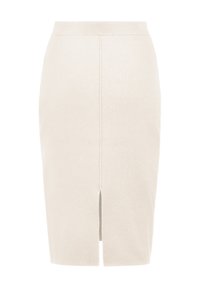 Jupe crayon beige taille haute, longueur genou, avec une couture centrale devant et une petite fente à l’ourlet.