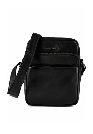 Schwarze Leder-Umhängetasche mit verstellbarem Riemen, vorderer Reißverschlusstasche und geprägt Markenlogo auf dem oberen Frontpaneel.