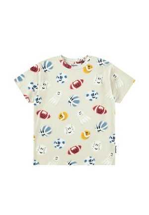 Beżowy dziecięcy t-shirt z krótkim rękawem z kolorowymi wzorami uśmiechniętych piłek sportowych i lotek.