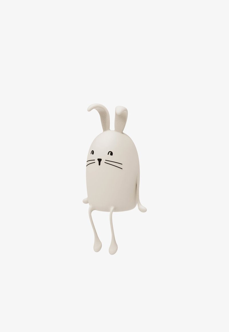 Minimalist karakter jari putih dengan mata, hidung, dan kumis hitam yang sederhana, duduk dengan kaki tergantung di latar belakang putih.