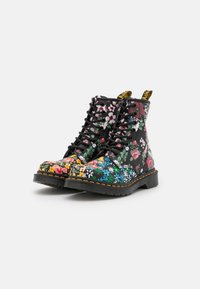 Dr. Martens Stivaletti stringati - white