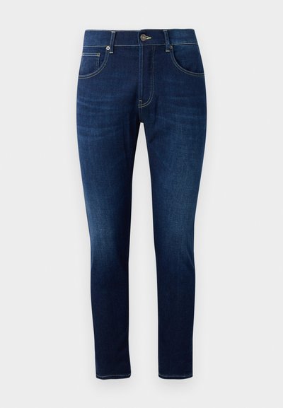 Jeans din denim de un albastru închis, cu un design slim fit, având cinci buzunare, un talie cu bucle pentru curea și accente de cusătură aurie.