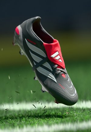 PREDATOR PRO FOLD OVER TONGUE FIRM GROUND - Voetbalschoenen voor harde ondergrond - iron metallic/metallic/lucid red