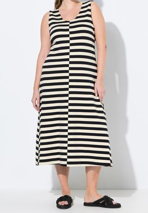 Sukienka z dżerseju