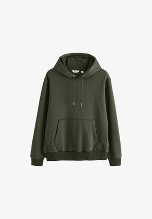 Enostavna temno zelena kapuca s sprednjim kenguru žepom in vrvicami na belem ozadju.