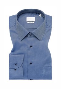 Blauw geruit shirt van katoen, met een spread collar, knopen aan de voorkant en een dubbele knoopmanchet, met het merkembleem zichtbaar.