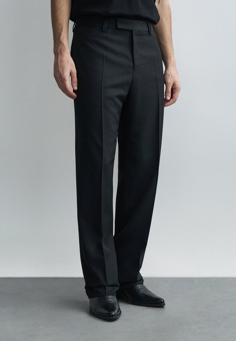 Versace FORMAL PANT COMPACT - Nadrágok - black
