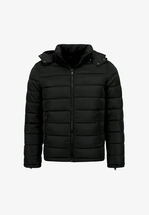 Zwarte donzen jas met ritssluiting aan de voorkant, hoge kraag en capuchon met drukknopen. Heeft doorgestikte delen en twee zijzakken met rits.