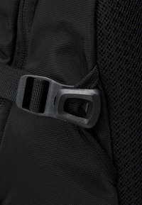 Burton DAY HIKER 2.0 22L - Ryggsekk - true black