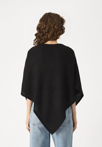 VILA VICILLO O-NECK PONCHO - Skraistė - black