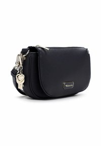 Czarna torba na ramię z syntetycznej skóry o zaokrąglonym kształcie, z zamkiem błyskawicznym, srebrnymi okuciami i breloczkiem w kształcie serca.