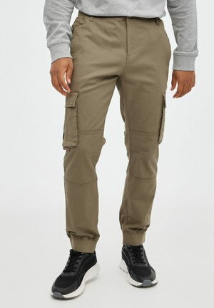 INSIDE JOGGER PERNERAS CON BOLSILLOS - Pantalones cargo - verde