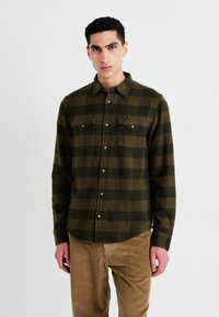 Lee CLEAN WESTERN - Cămașă - army green