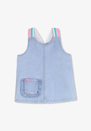 Robe en denim de couleur bleu clair, détail de poche à volants et bretelles rayées multicolores. Texture lisse et design sans manches.