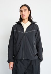 Nike Sportswear - TECH WOVEN - Vetrovka - black Miniaturna slika 1