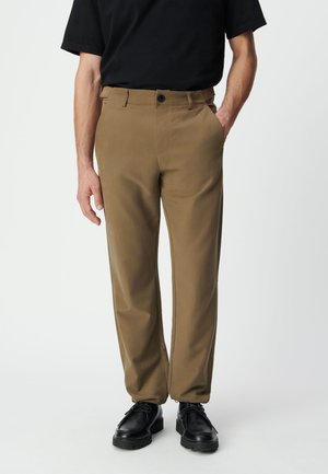 EASY CARE JOGGING - Stoffhose - marron foncé