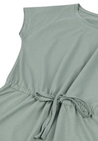 Lichtgroene jurk van zachte stof, met ronde halslijn, korte mouwen, elastische taille met verstelbare strik en vloeiende rok.