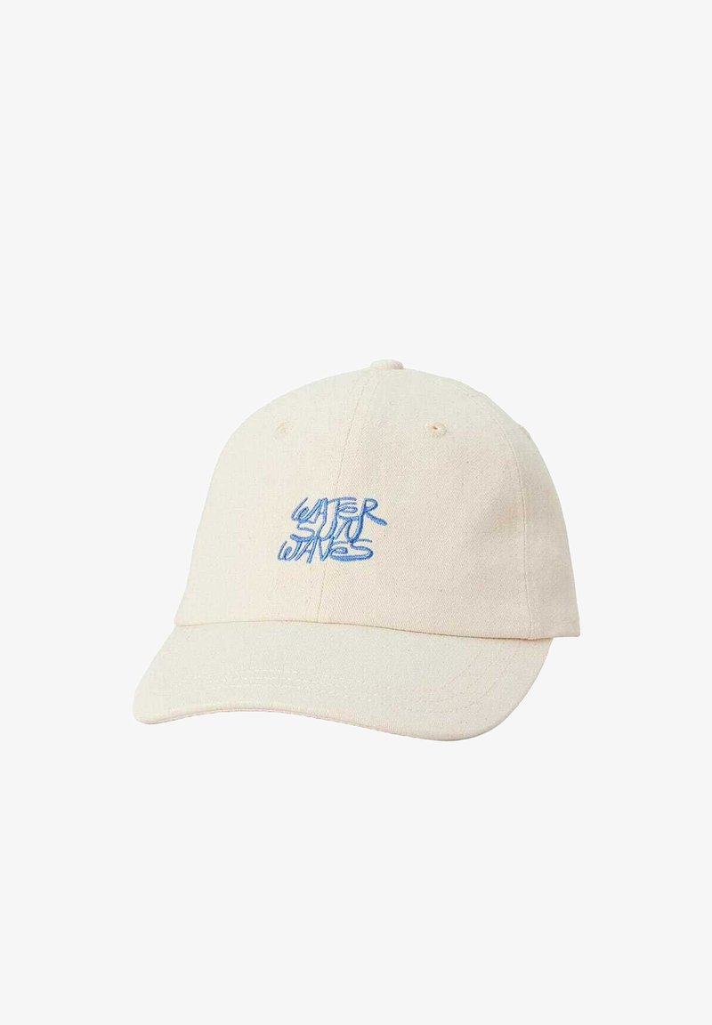 Beige Baumwollkappe mit einem gebogenen Schirm und gesticktem blauen Text "WATER SUN WAVES" auf der Vorderseite. Verfügt über einen Knopf oben und Lüftungsöffnungen.