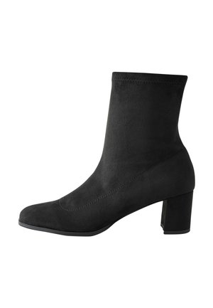Next, REGULAR FIT - FOREVER COMFORT® ROUND TOE SOCK ANKLE BOOTS - Støvletter - new black