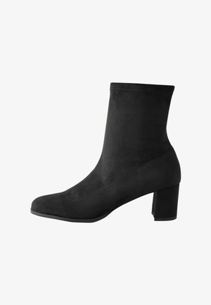 Next, REGULAR FIT - FOREVER COMFORT® ROUND TOE SOCK ANKLE BOOTS - Støvletter - new black