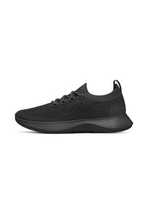 Schwarzer gestrickter Low-Top-Sneaker mit Schnürverschluss und strukturierter Sohle, entwickelt für leichten Komfort und Freizeitkleidung.