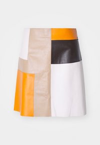Marc Cain Skinnskjørt - bright pumpkin