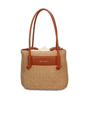 Geweven stro tote tas met bruine leren handvatten en afwerking, met een trekkoord stoffen zakje aan de binnenkant en "pierre cardin" logo op de voorkant.