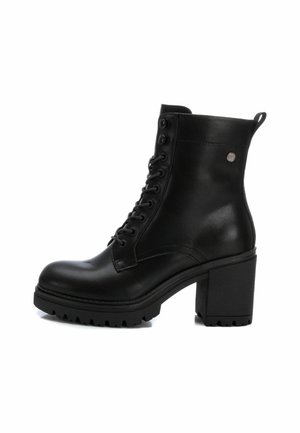 Botines con plataforma - black